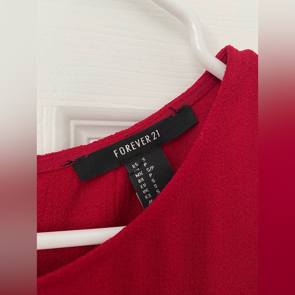 Forever 21 Red Romper Like New - Picture 3 of 3
